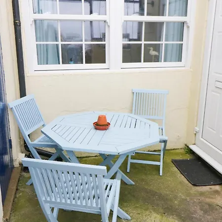 Kittiwake, Apartment *